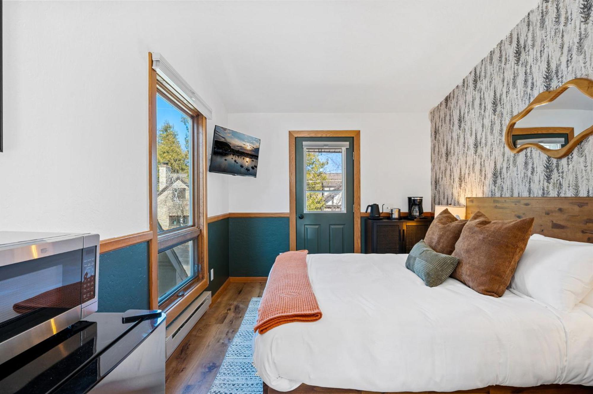 Spruce & Shore Motel Fish Creek Dış mekan fotoğraf