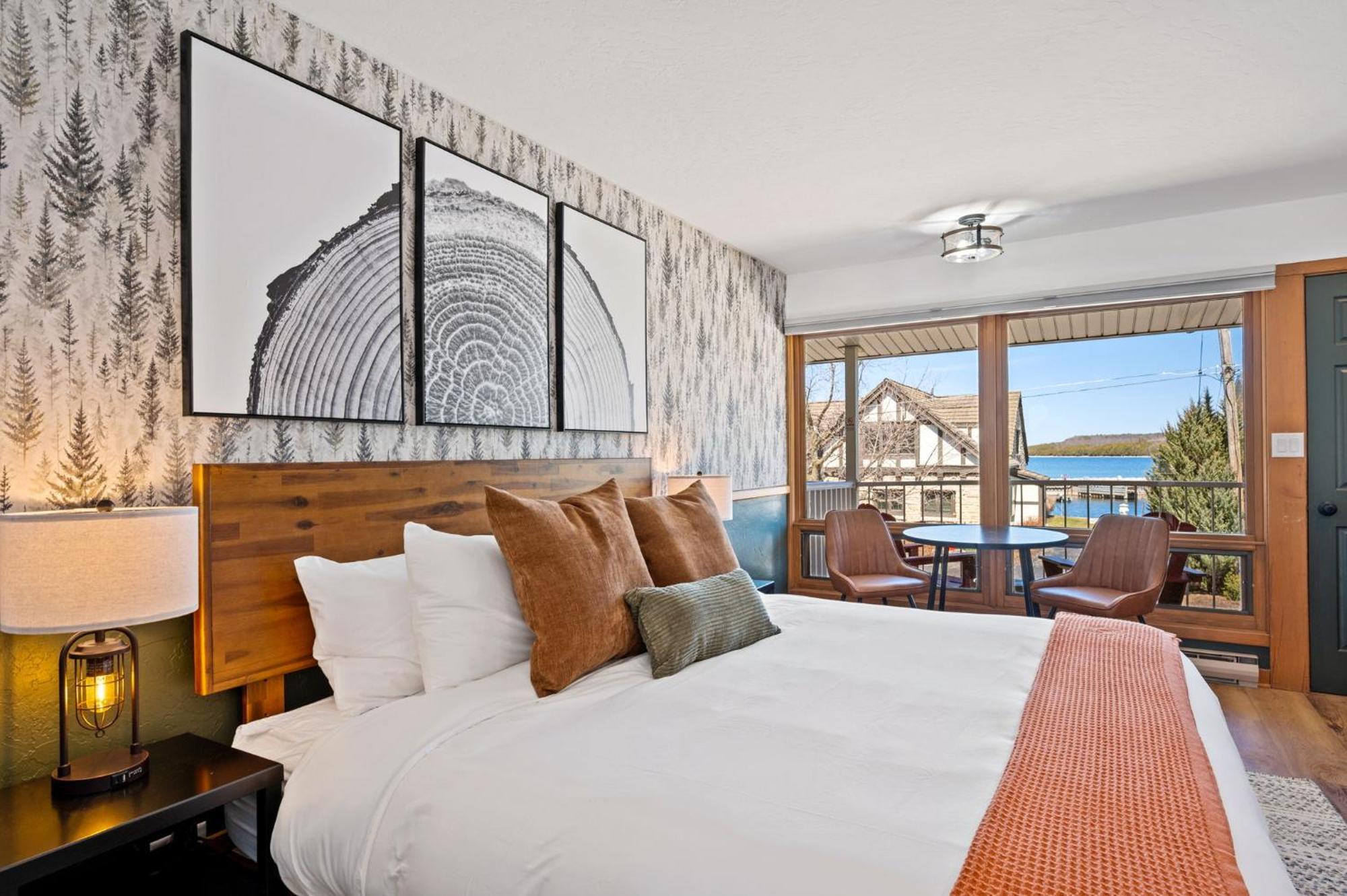 Spruce & Shore Motel Fish Creek Dış mekan fotoğraf
